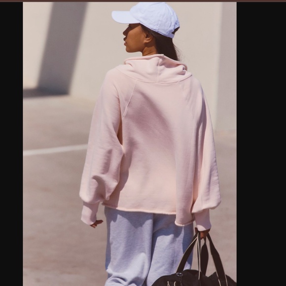 CUTBACK MOCK NECK PULLOVER IN BALLET SLIPPER - Picture 6 of 8